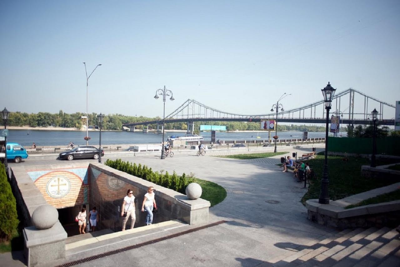 Podil Apart Near Poschtova Square History Center キエフ エクステリア 写真