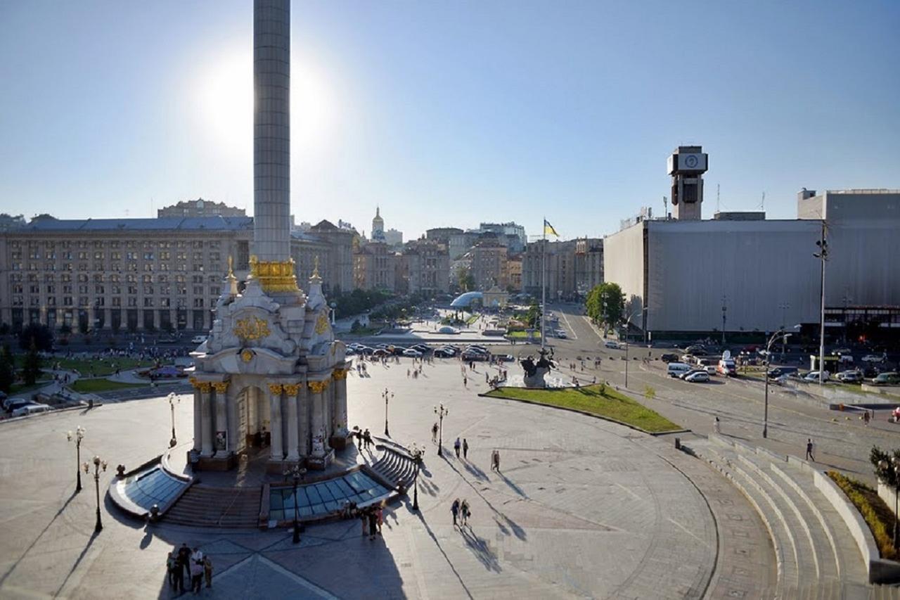 Podil Apart Near Poschtova Square History Center キエフ エクステリア 写真